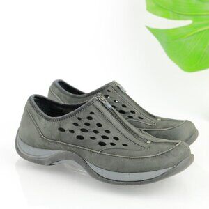 Clarks Womens Springers Shoe Size 8.5 Black Leather Perforated‎ Zip Sneaker
